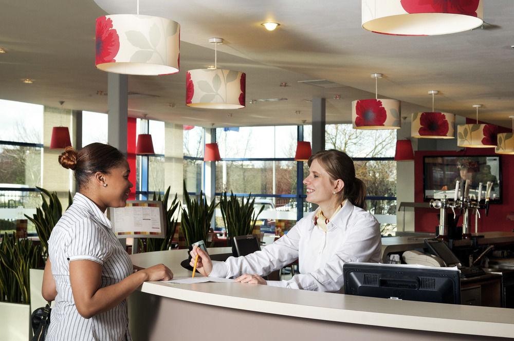 Hotel ibis Birmingham Bordesley Exterior foto