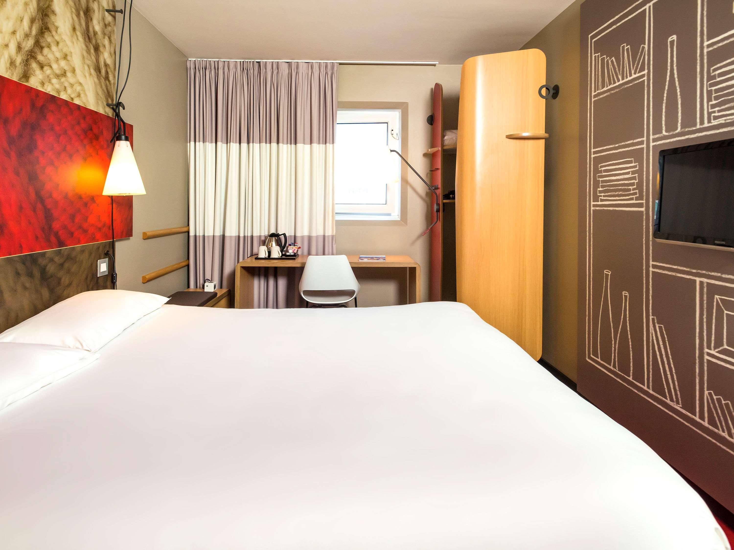 Hotel ibis Birmingham Bordesley Exterior foto