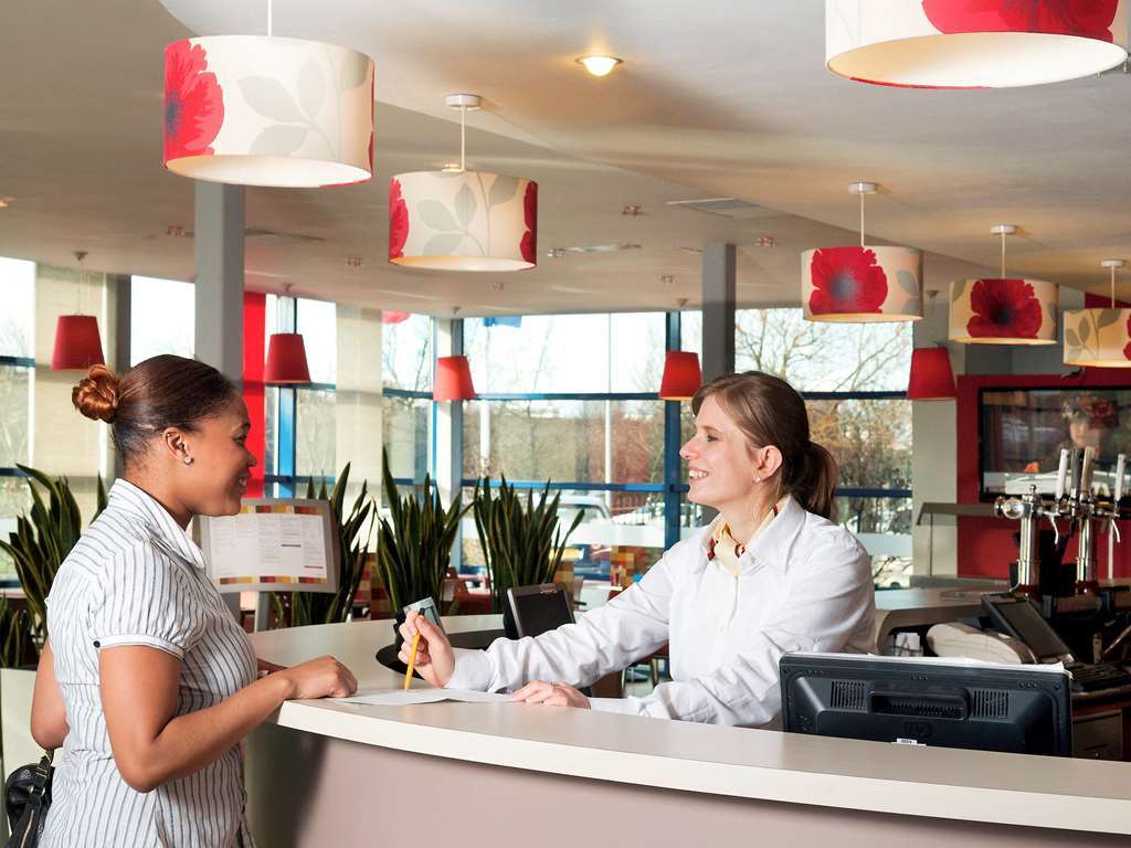 Hotel ibis Birmingham Bordesley Exterior foto